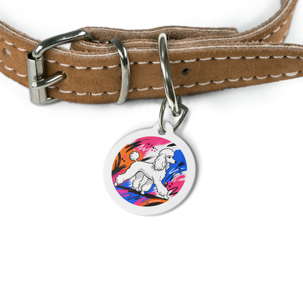 Placa de identificación personalizada para perro con grafiti en movimiento de caniche